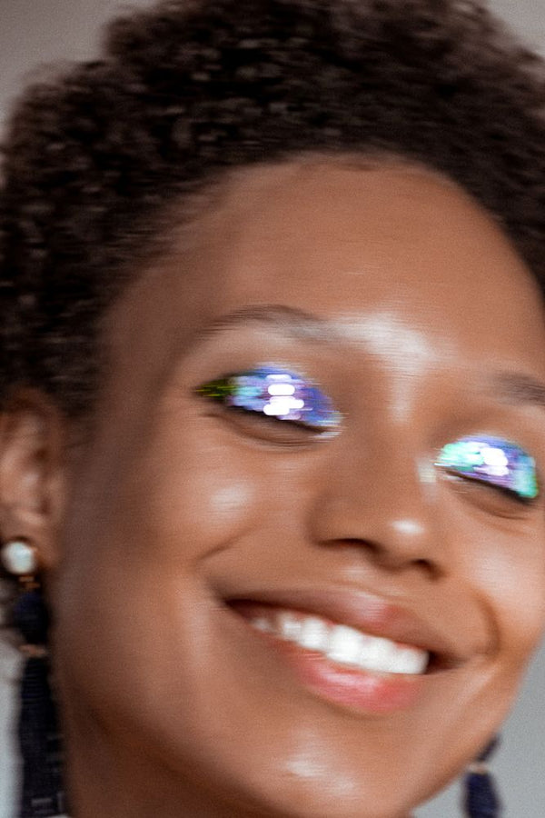 DIY glitter eyeshadow primer