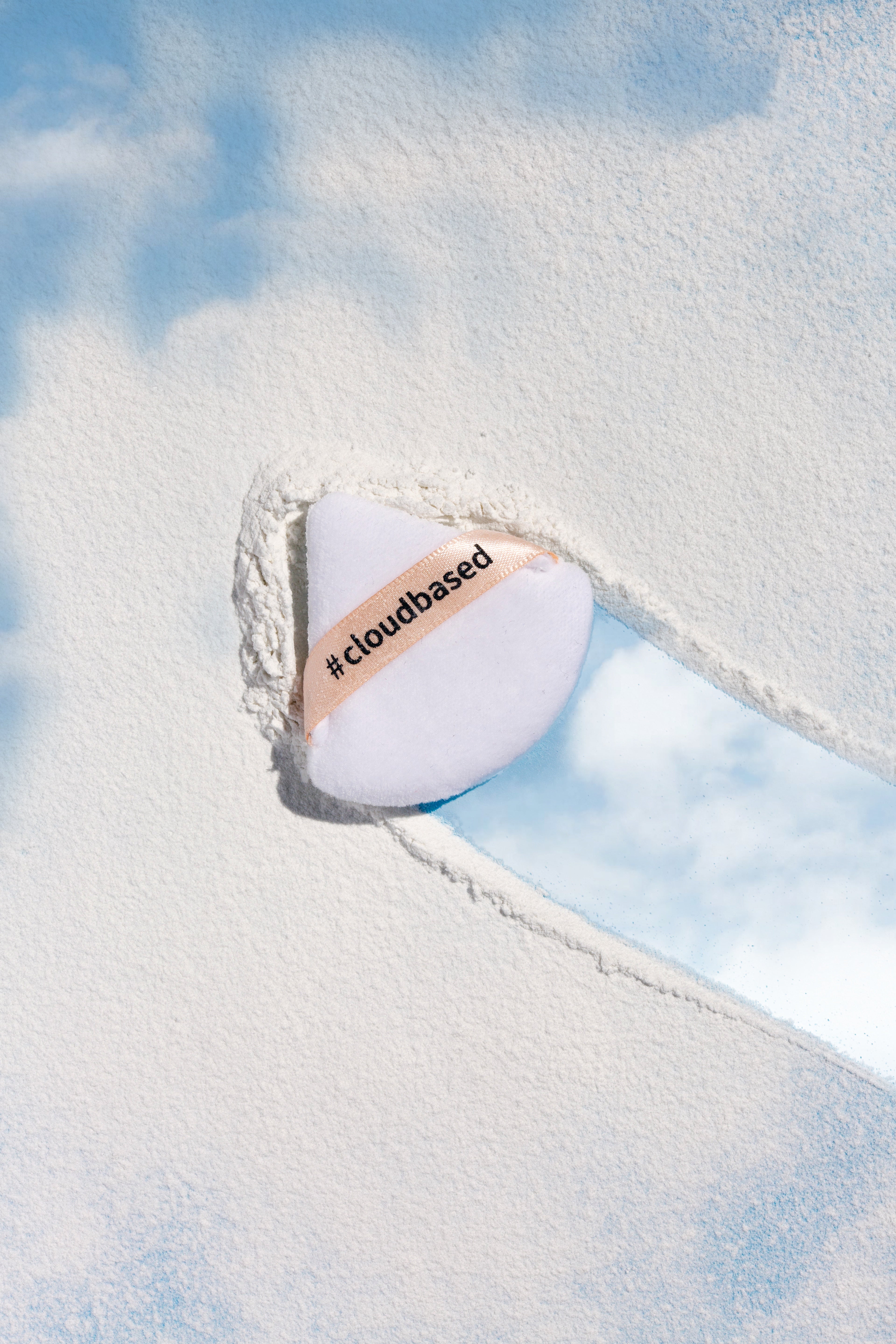 #CloudBased - universal blurring powder